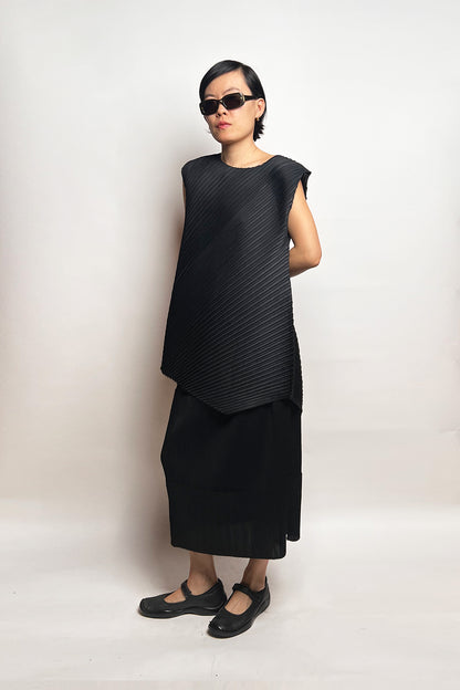 Vintage black Pleats Please asymmetrical top/dress