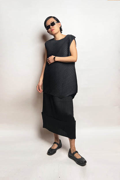 Vintage black Pleats Please asymmetrical top/dress